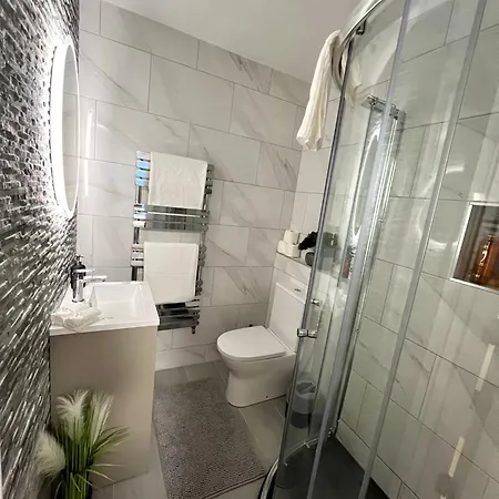 Pansiyon Private Entrance En-suite Gorey