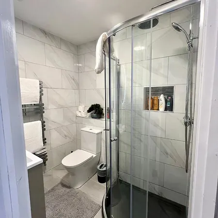 Private Entrance En-suite Pansiyon *